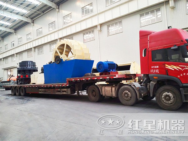 紅星發往湖南的洗砂機、破碎機等設備